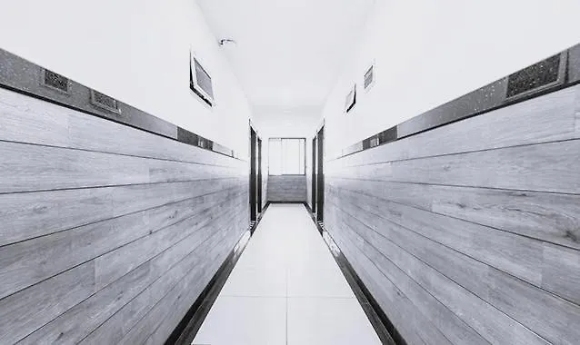 Fabhotel Stratford Kochi Hotel