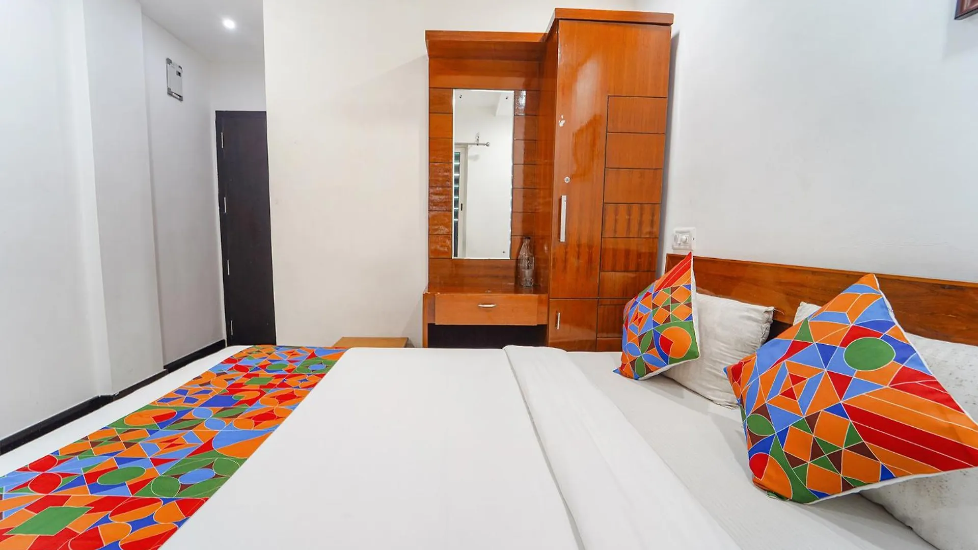 Fabhotel Stratford Kochi 3*,  India