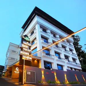 Hotel Park Residency