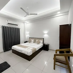 Hotel House